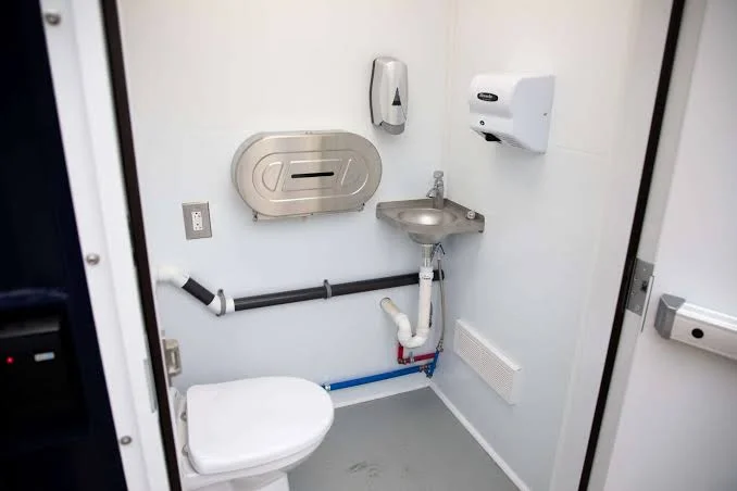 Air Conditioned Porta Potty Cabin
